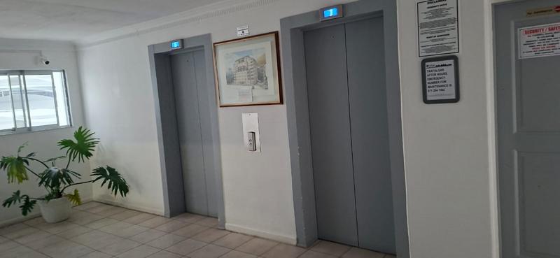 To Let 2 Bedroom Property for Rent in Sea Point Western Cape